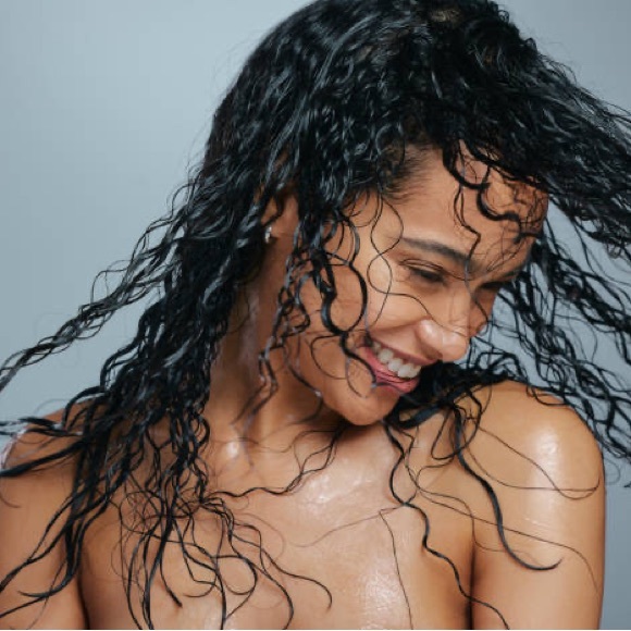 🌸 Leave In Conditioner - Picture 4 of 7